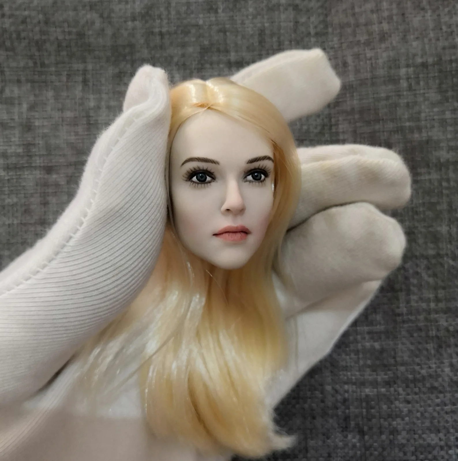 

1/6 Ashley Benson Head Sculpt for 12''Action FIgures Bodies