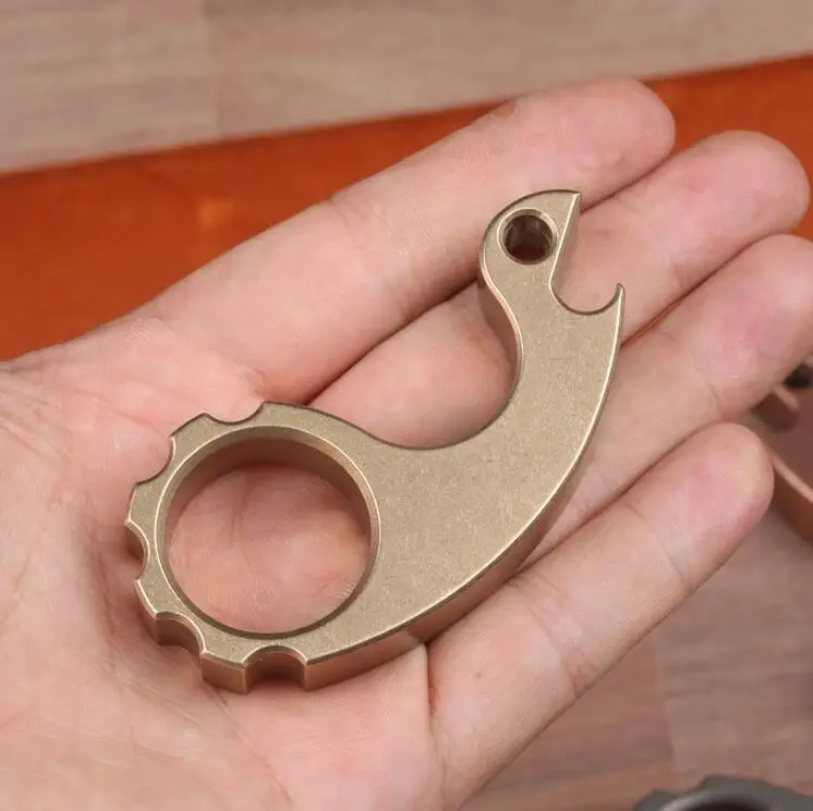 brass Sy Инструменты Нож DIY нож анодированный латунный медный титановый сплав TC4 красочный шнурок кулон-улитки бусина шлем-1 шт. цена - Цвет: brass