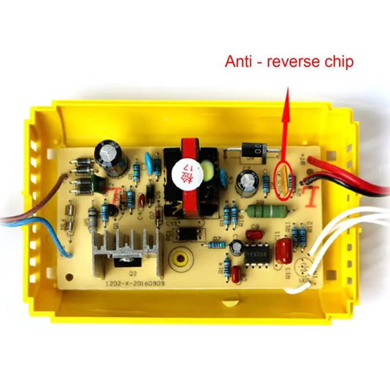 Автомобильный мотоцикл 12V 2A мини-адаптер питания смарт-зарядки Us Plug |