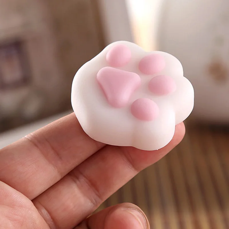 Мини мягкие милые салфетки для кошек Антистресс мяч выдавливание Mochi поднимающиеся игрушки Abreact мягкие липкие сквиши снятие стресса забавная игрушка в подарок - Цвет: white claw