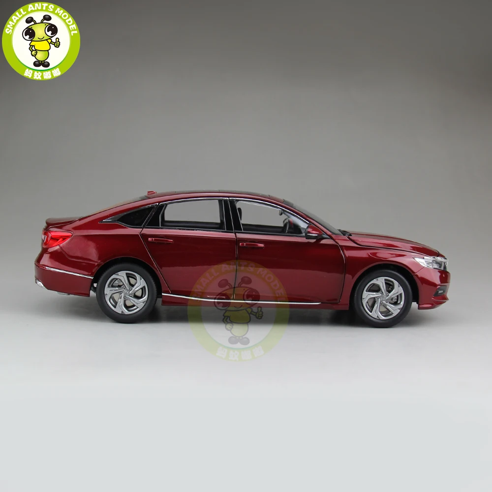 1/18 Accord 10th седан литая под давлением Металлическая Модель автомобиля игрушки мальчик девочка Коллекция подарков на день рождения хобби красный