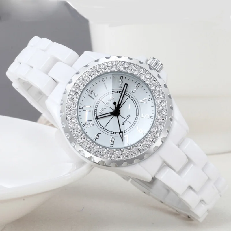 Часы женщины LNGLIES бренд класса люкс мода свободного покроя кварцевые