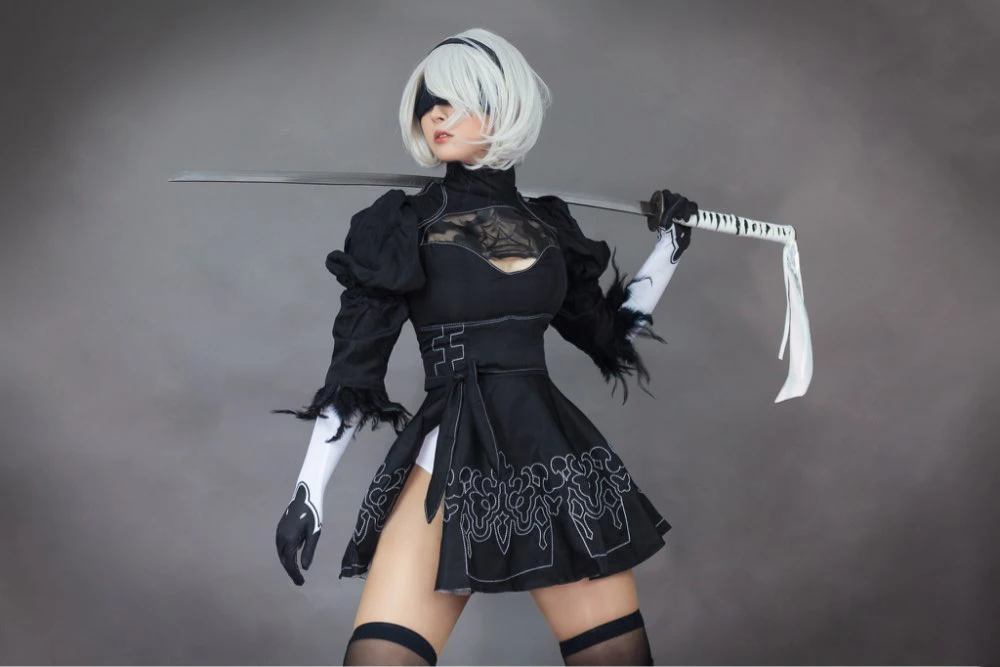 Аниме НИР автоматов Yorha 2B Косплэй костюм Для женщин наряд Маскировка Костюм набор фантазии Хэллоуин Девушки партии Платье черного цвета