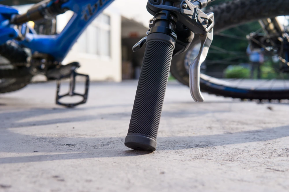ZTTO горные Упоры для рук на руль велосипеда для MTB велосипед с фиксированной передачей замок-на сцепление Противоскользящий руль ударостойкие резиновые Упоры для рук на руль велосипеда Parts1Pair