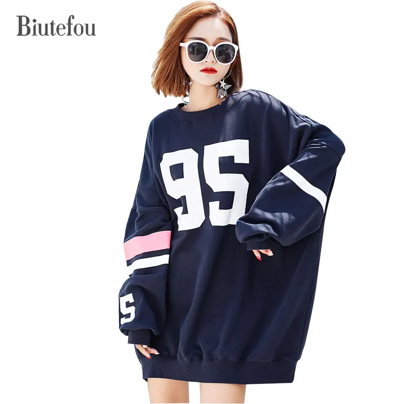 2017 г. осенние женские большие размеры свободные с принтом букв Лоскутная