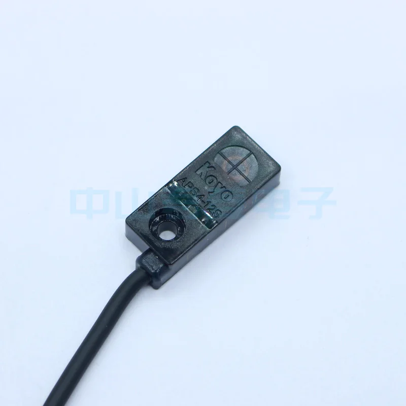 Высокое качество оригинальный KOYO Koyo APS4 12S E датчик приближения 3 проводной NPN