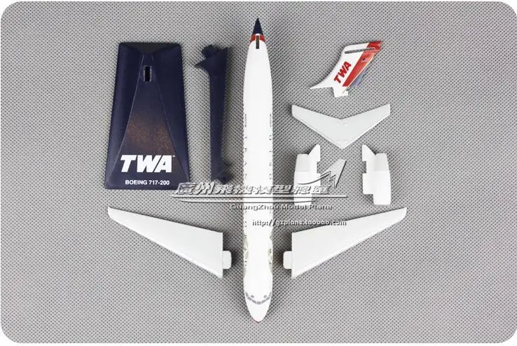 19 см пластиковая модель самолета AIR American Airways B717-200 модель самолета TWA Airlines с подставкой в подарок