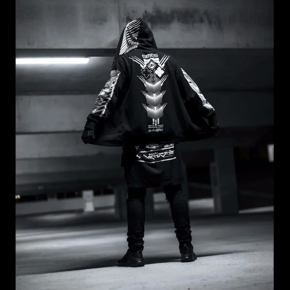 Male Spring Winter Japan Style Hip Hop Casual Sweatshirts Streetwear Japanese Embroidery Funny Cat Wave Printed Fleece Hoodies