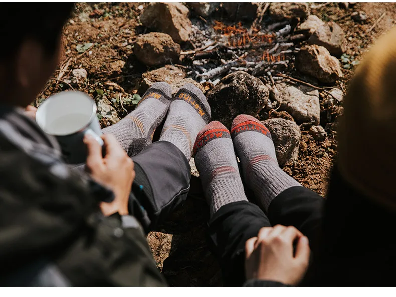 Naturehike для мужчин и женщин зимние мериносовая шерсть спортивные носки для занятий на открытом воздухе Велоспорт Туризм треккинг толстые теплые носки