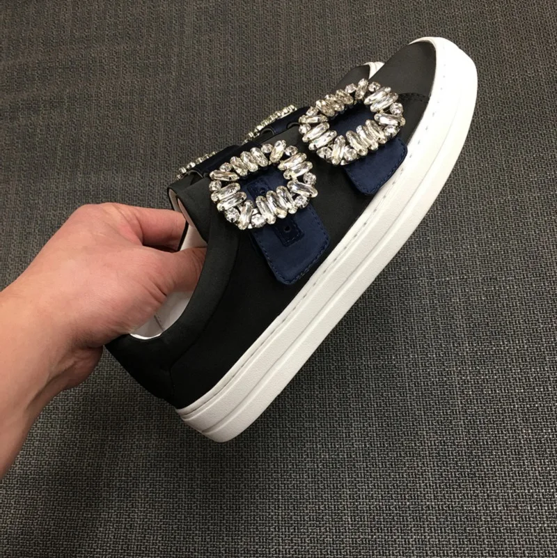 Новинка; туфли на плоской подошве с кристаллами; mocasines mujer cuero genuino scarpe donna chaussures femmes de Lux de marque; женские лоферы
