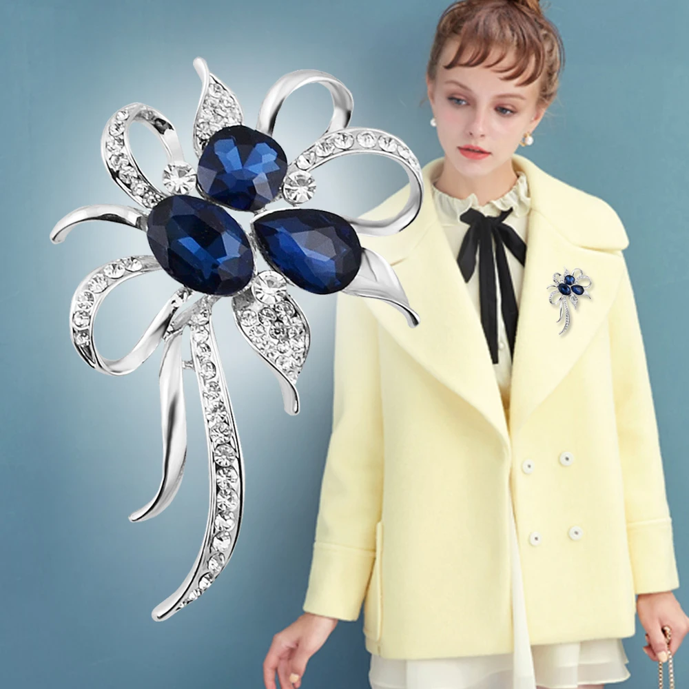 Женская Брошь В Виде Цветка с кристаллами серебристого цвета| |