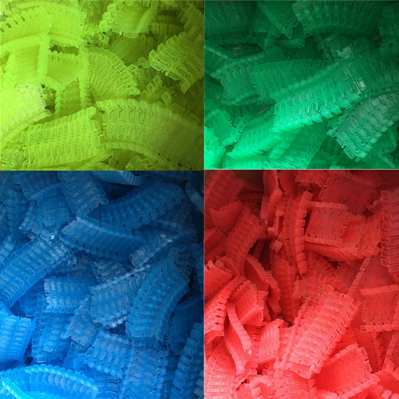 Чудесное светящиеся гоночной трассе изгиб Flex светится в темноте сборки