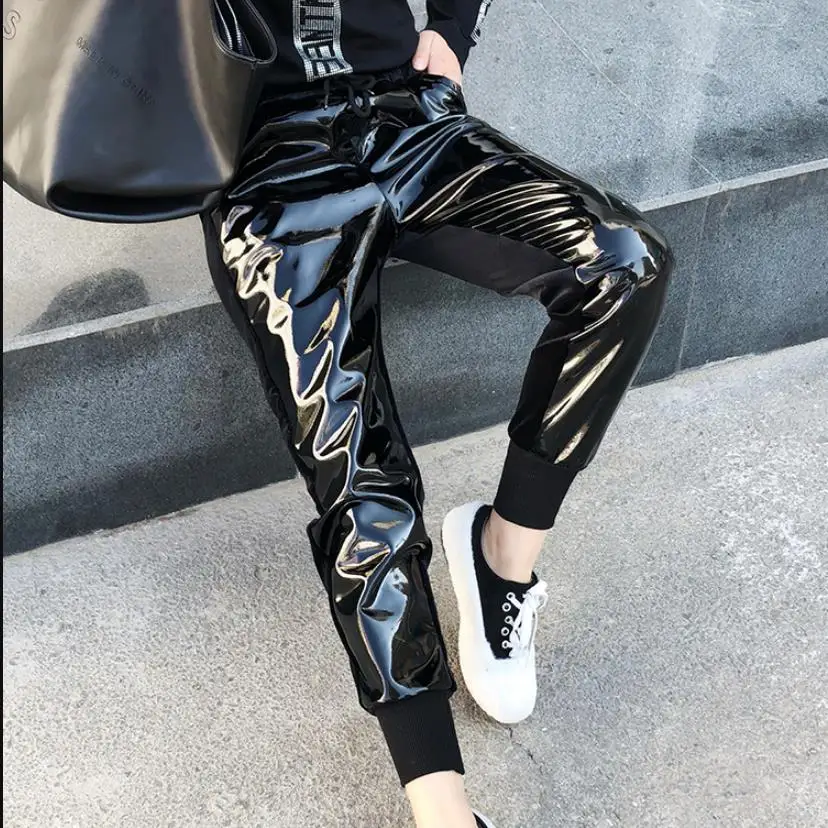 

2022 winter fashion women's PU leather pants elastic waist bright leather velvet casual pants sweatpants casual trousers L1588