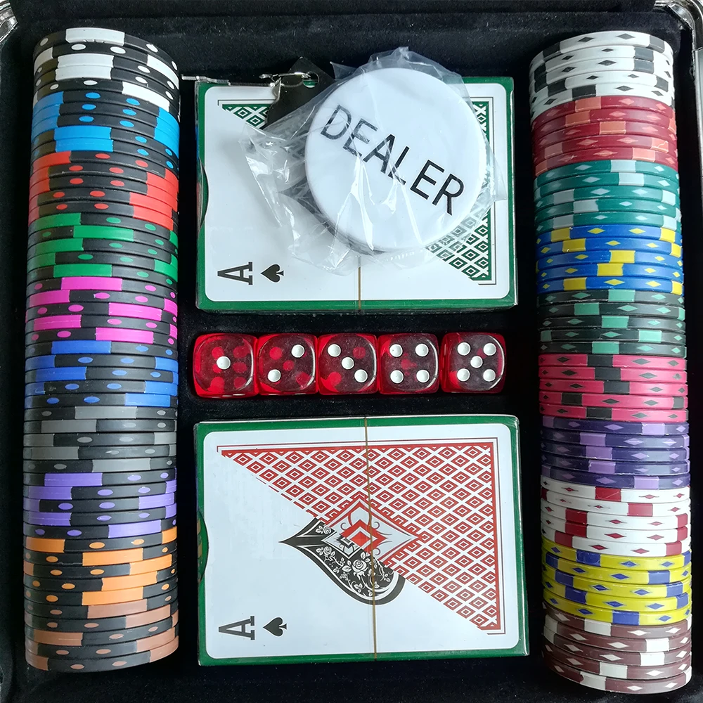 Фишки для покера набор фишек Техасский Холдем алюминиевая коробка 100 + 2 5 кубиков 1