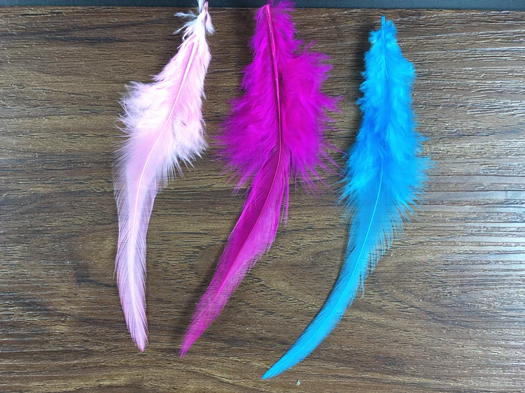 Дешево на продажу окрашенные натуральные Куриные перья 200 шт седло для петуха