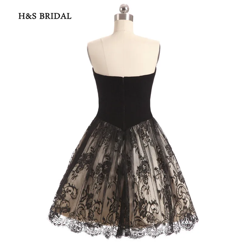 Женское бархатное короткое платье H & S черно красное кружевное для выпускного