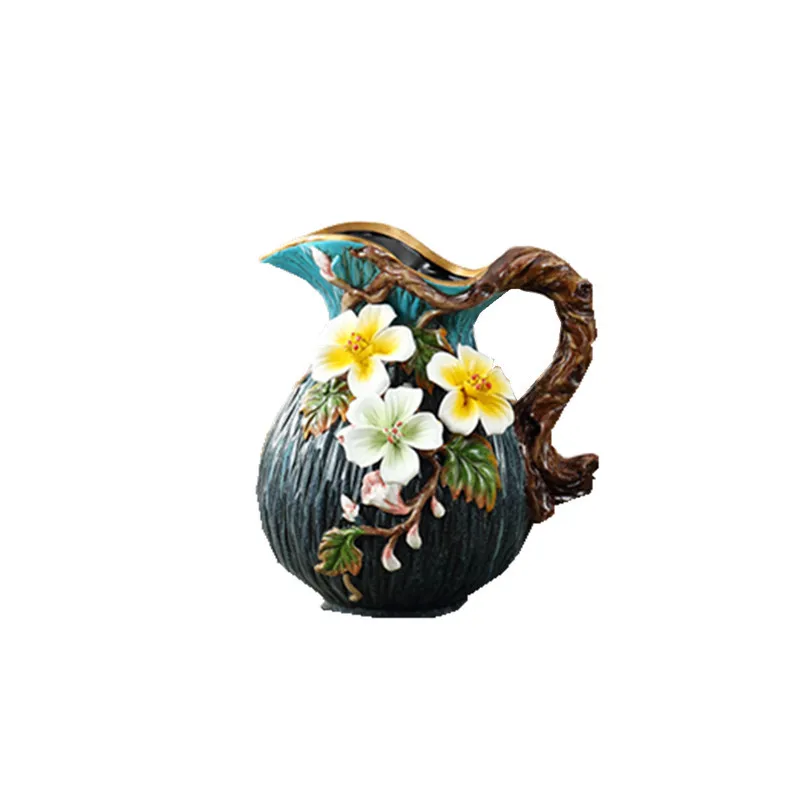 

Creative living room decorations, high-grade ornaments, European pastoral style, hand-painted ceramic vases, flowers gift vases