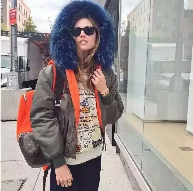 Мужская куртка-бомбер с меховым воротником синяя или белая Зимняя парка