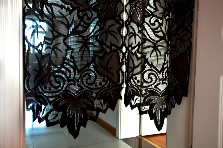 Темные кофейные оконные занавески и двери | Дом сад