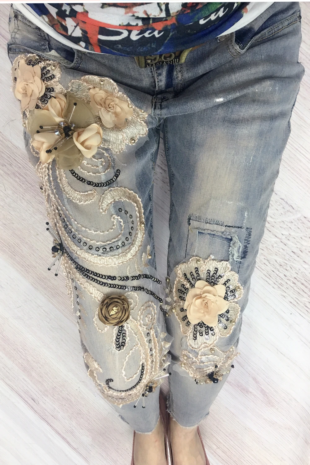Новое поступление летние модные джинсы 2018 с вышитыми цветами узкие брюки
