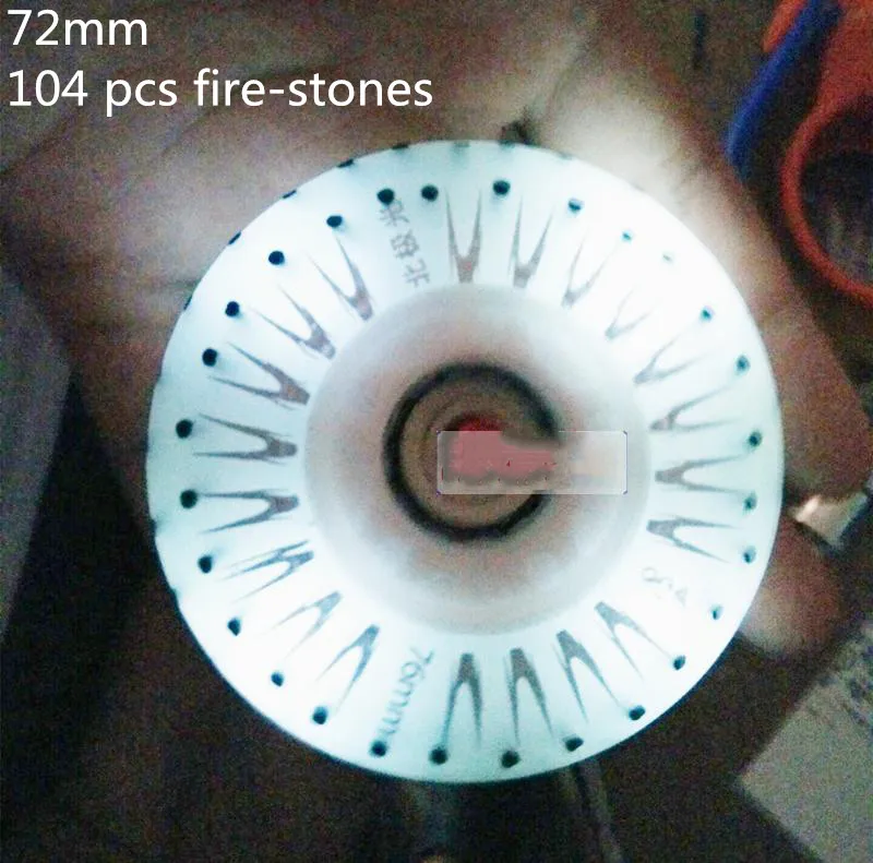 4 pcs 72mm White 4 шт./компл. Flash крутящихся колесиках 90A твердость блестящие подшипники для роликовых Инлайн коньков колеса роликовые коньки огонь-камнями подшипники включены - Цвет: 4 pcs 72mm White