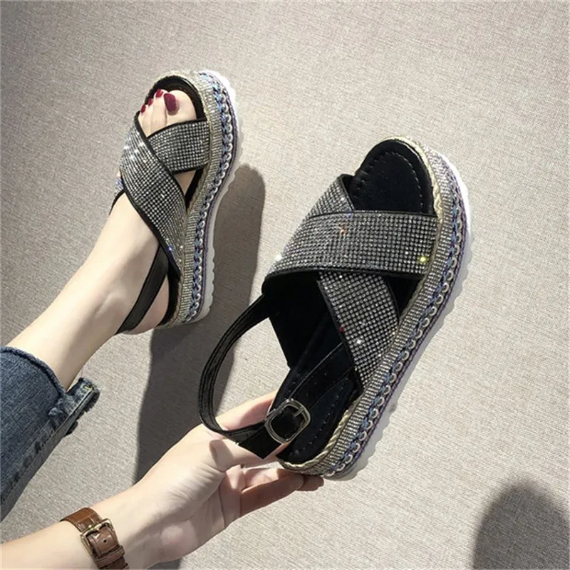 2019 г. Летние женские сандалии на толстой подошве в римском стиле высокого