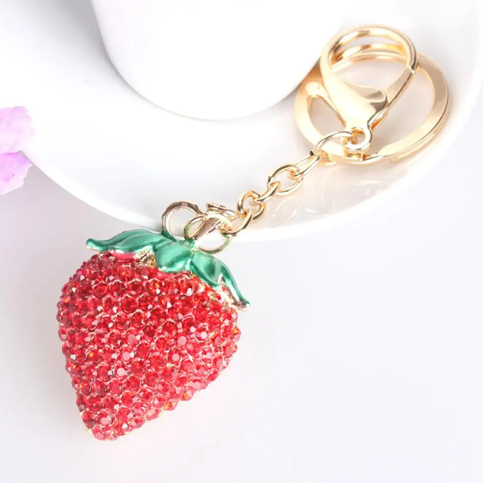

Strawberry Red Lovely Charm Pendent Pendant Crystal Purse Bag Car Key Ring Chain Jewelry Gift Fruit Series New Fashion