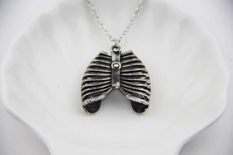 

ZRM 20pcs/lot Fashion Jewelry Vintage Charm Anatomical Human Rib Cage Anatomy Pendant Necklace For Men And Women