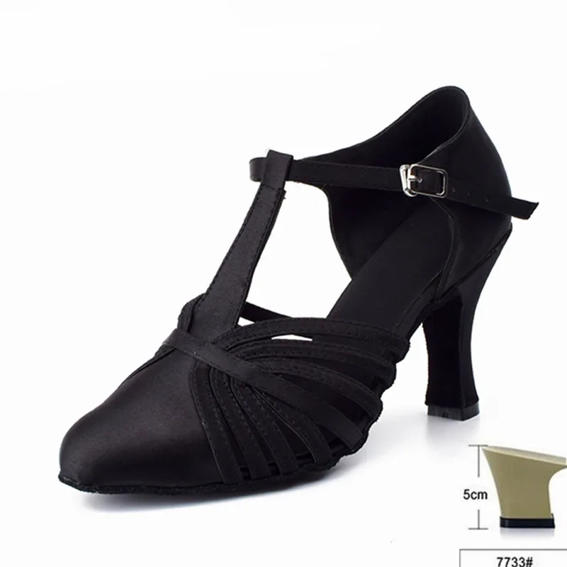 black 5cm thick heel Черные атласные туфли для латинских танцев; женская обувь для сальсы; обувь для танцев на высоком каблуке 5 см, 6 см, 8 см; мягкая обувь для танцев на квадратном каблуке - Цвет: black 5cm thick heel