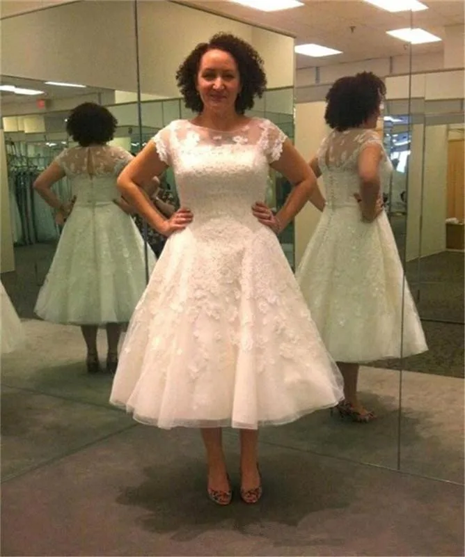 

Платья для матери невесты Vestidos De Casamento 2021 размера плюс свадебное платье Дешевые чай Длина Короткое свадебное платье es с кружевной аппликаци...