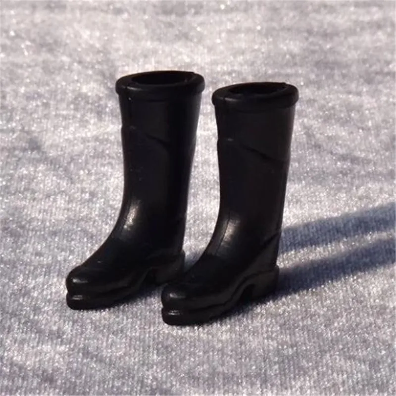 EatingBiting (R) милые миниатюрный кукольный домик 1 пара черный непромокаемые сапоги