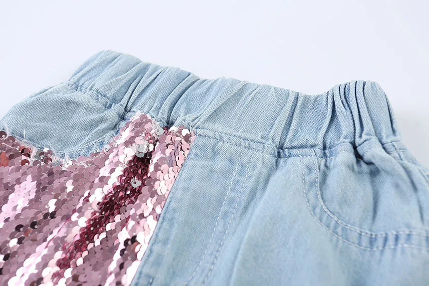 Джинсовые шорты в стиле пэчворк с блестками для маленьких девочек летние