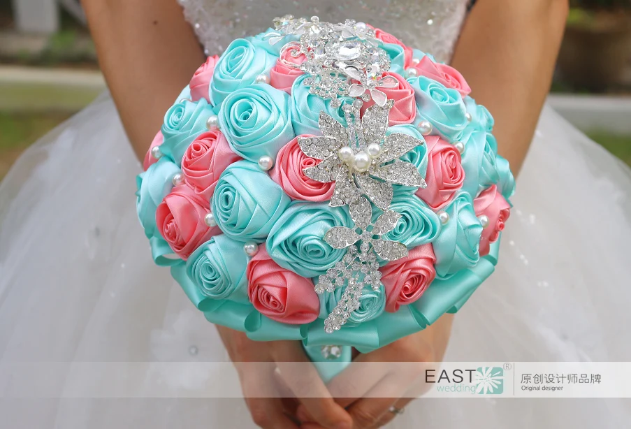DIY брошь букет Шелковый невесты Свадебный голубой синий и коралловый Ткань розы