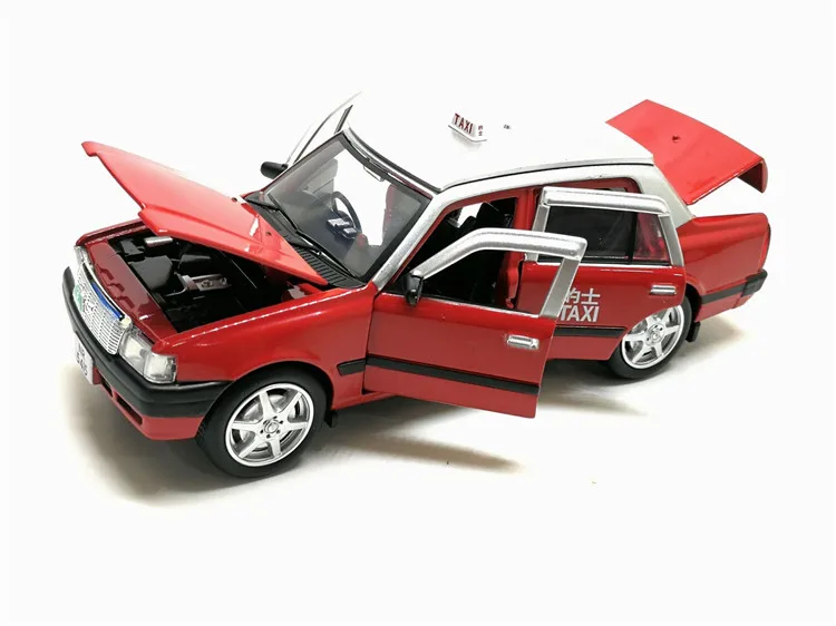 1/32 Toyota Crown HongKong такси литая машина модель такси игрушки со звуковым освещением оттяните назад для детей подарки игрушки