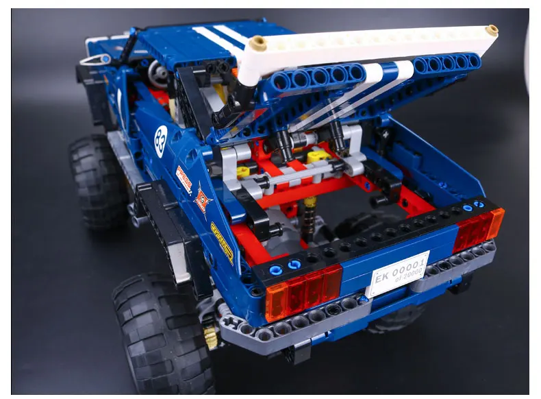 DHL 20011 Technic Motors 41999 4x4 Crawler Exclusive Edition of off-road vehicles Set Building blocks Bricks Boy Gifts