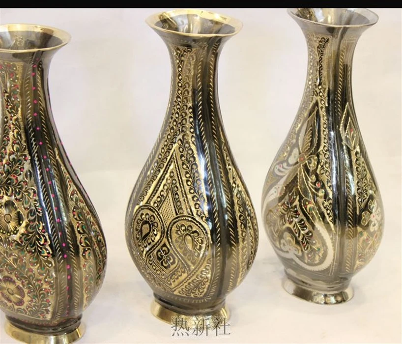 

Pakistan Pakistan arts and crafts import bronze vase bronze vase KV17