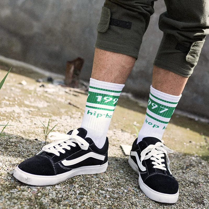 Street socks Soft Cotton Striped Printed Modern Hip-hop Cool Skateboard Harajuku Funny Socks For Couple | Мужская одежда
