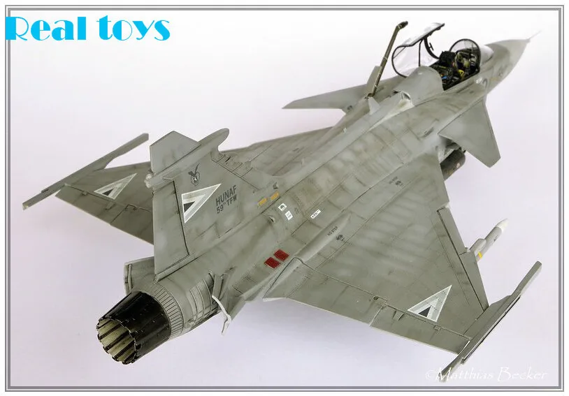 Набор пластиковых моделей Kitty hawk KH80117 1/48 Jas-39A/C Gripen