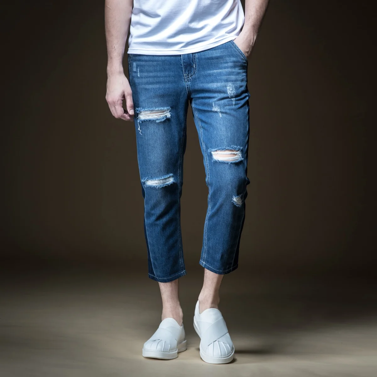 

Jean Fake Designer Clothes Pinli Summer 2019 New Men's Decoration Body Small Foot Hole Denim Nine-minute Pants Tide B192716659