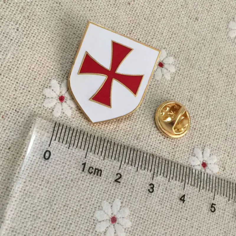 100pcs Factory Customized Pins and Badges Masonic Christian Army Crusader Knights Templar Red Cross White Shield Mason Lapel Pin | Дом и сад