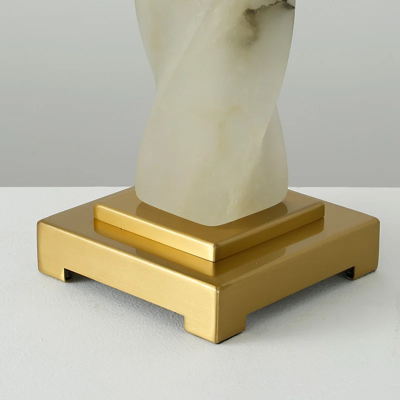 値段 アメリカのテーブルランプシンプルなスパイラル大理石のリビングルームのテーブルランプルームの装飾ランプ