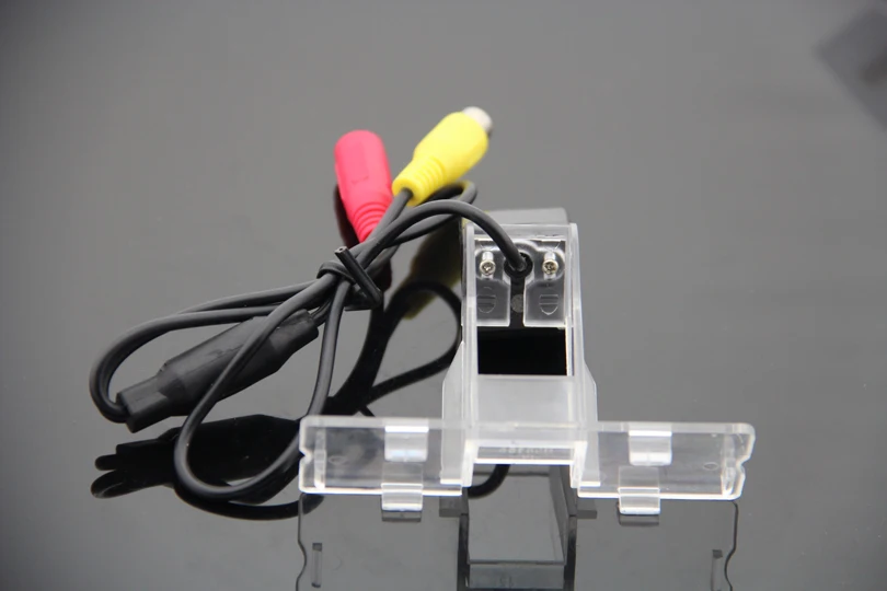 

hd ccd Image sensor glass lens material car parking camera with 170 angle night vision use for Suzuki Swift 2011