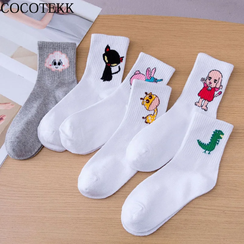 

COCOTEKK New Japan Korea Harajuku Fashion Design Dog Dinosaur Cotton Women Socks Funny Cute Cartoon Creative Animal Socks Female