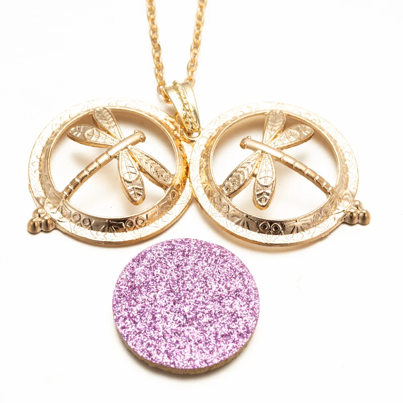 Золотой слон Ароматная коробка Подвеска Модное ожерелье Длина цепочки 60 см Случайная отправка 2 фетровых коврика HJ902-2.