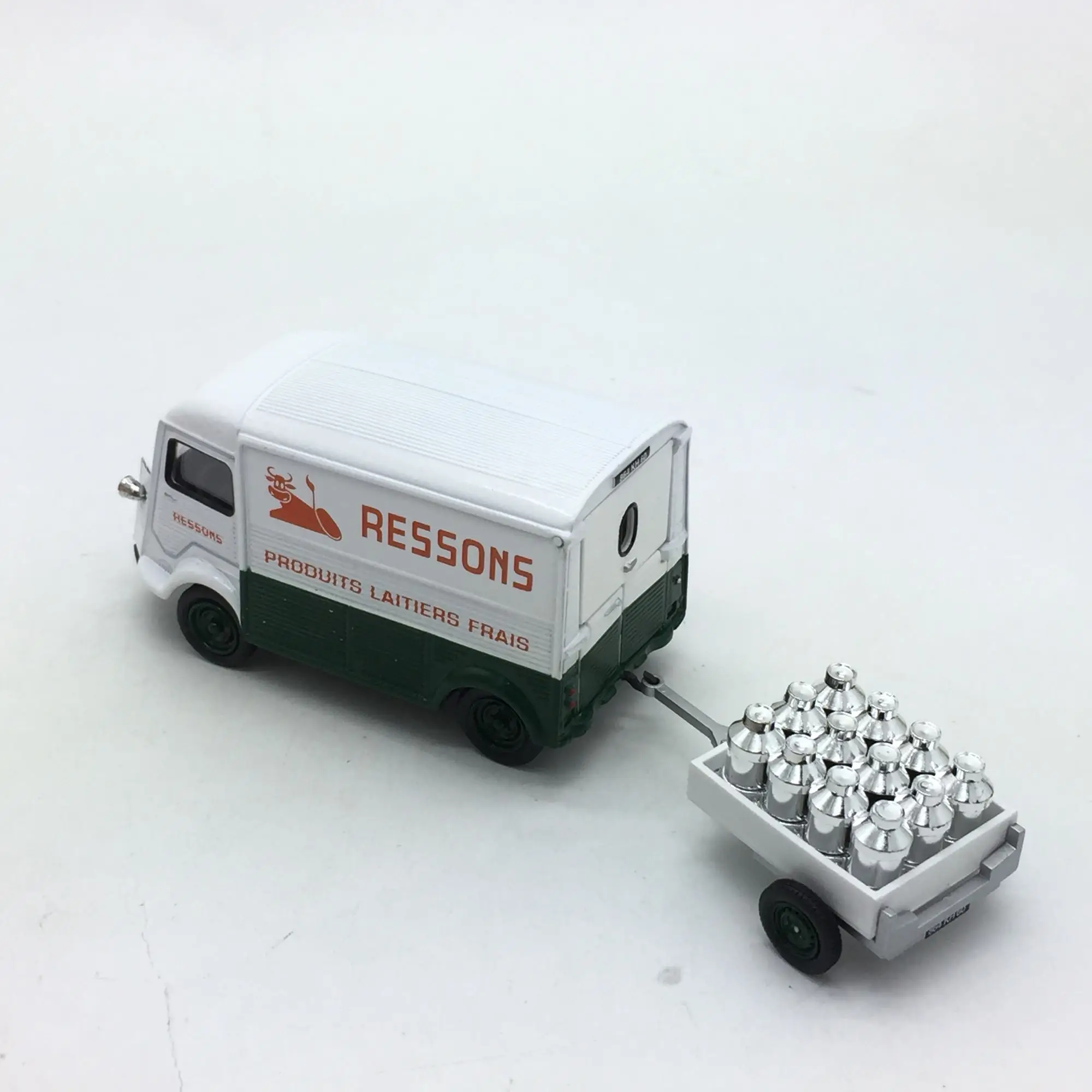 1:43 Citroen Light Truck Игрушечная машина из сплава Модель около 15 см длиной