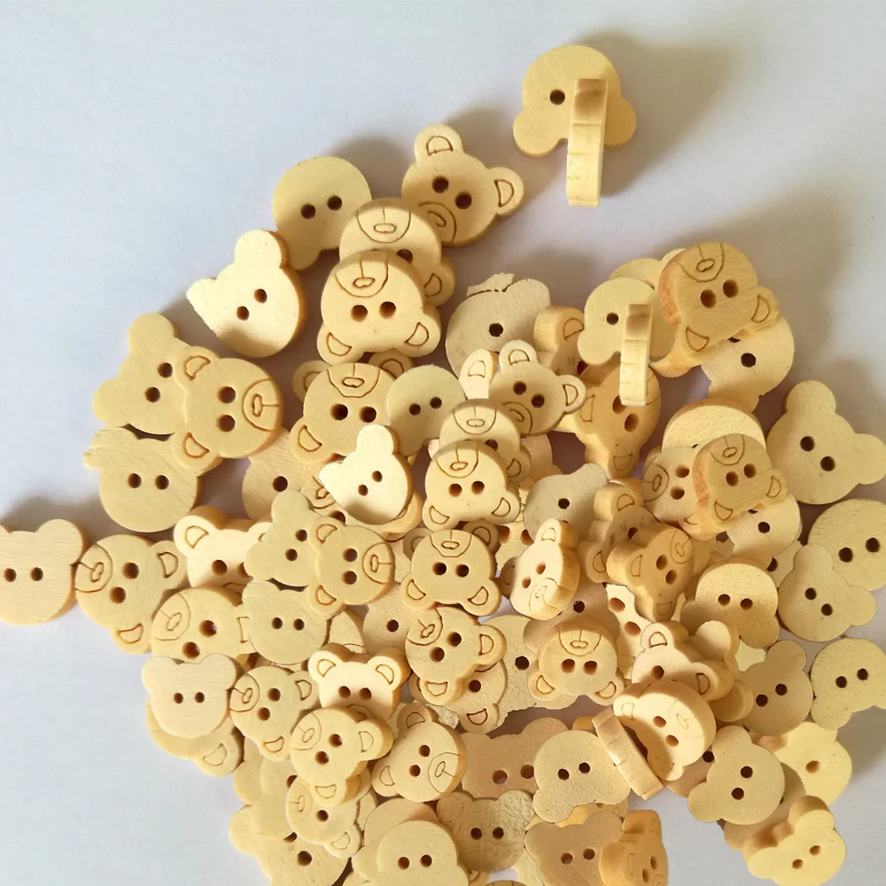 

100PCS Decorative Bear Wooden Buttons Natural Teddy Bear Charms 2Holes Wood Sewing Buttons Buttons for Children for Scrapbooking