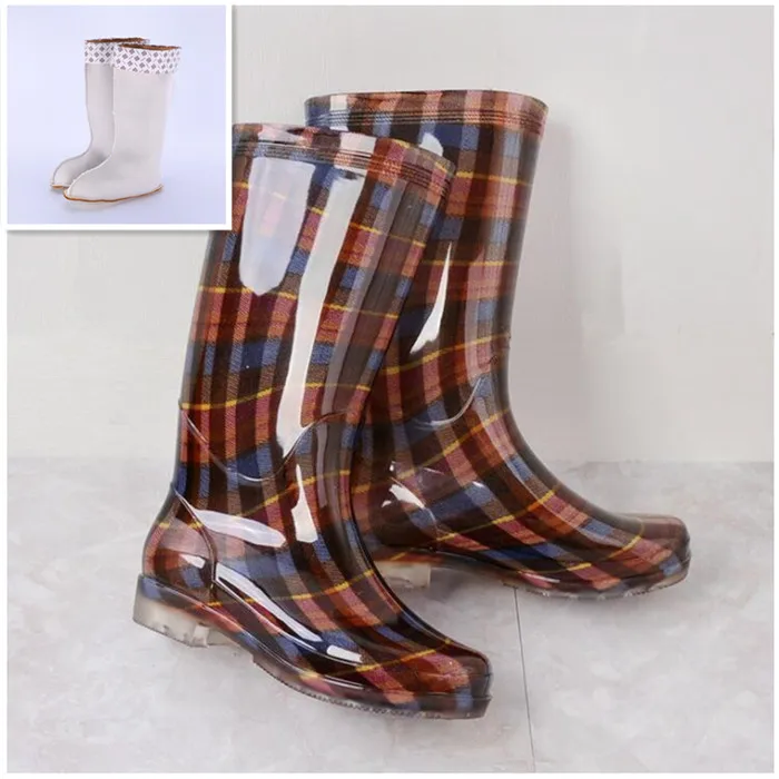 Plaid Warm 2 Rouroliu Для женщин на плоской подошве до колена высокие резиновые сапоги мода ПВХ водонепроницаемые туфли резиновые противоскользящие теплые резиновые ботинки женские RT347 - Цвет: Plaid Warm 2