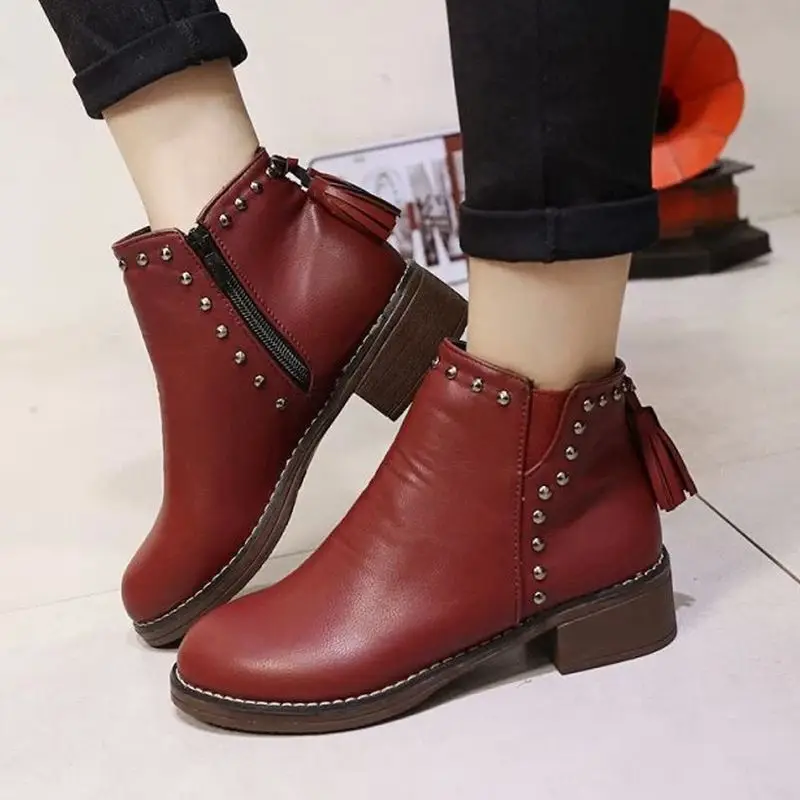 Высокое качество Женская обувь Осенние Ботинки Женщин Бренд Заклепки Женщина