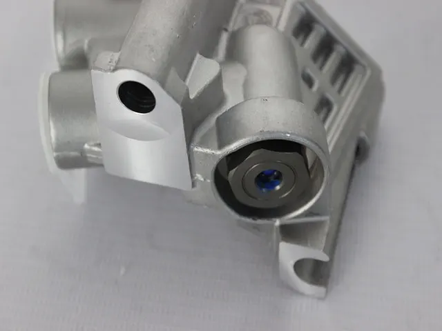 ЭКСКАВАТОР EC210 ТОПЛИВНЫЙ ОТРЕГУЛИРОВАТЬ КЛАПАНА 21638691|valve adjustment|valve 1&quotvalve fuel |