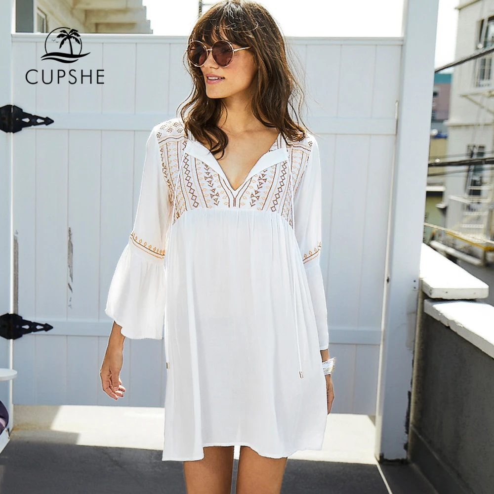 CUPSHE пляжный белый расклешенный рукав чехол с вышивкой кимоно 2019 летнее женское